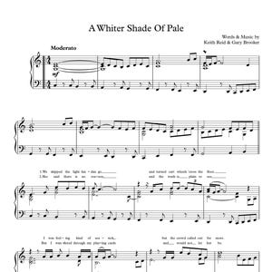 Puede incluir: Partitura de "A Whiter Shade of Pale" con notación musical y letras. El título y los nombres de los compositores están en la parte superior. La música está escrita en tinta negra sobre un fondo blanco. La palabra "Moderato" es visible.