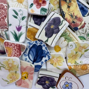 Floral Pottery Shards 1"-2" : Tumbled Vintage Jewelry and Mosaic Making Pieces SET 2