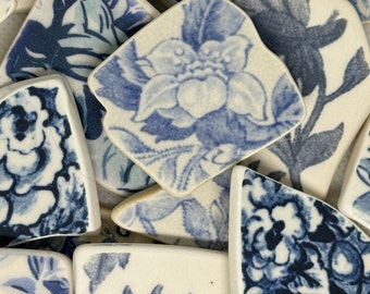 Blue & White Tumbled Pottery (25 pieces) / recycled vintage Blue Willow pottery pieces  / pottery for jewelry making, crafting, and mosaics