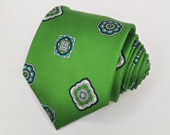 Cravate vert clair avec rosaces, cravate en soie, cravate verte, cravate homme, cravate pour mariage, cravate faite main, vintage