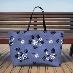 Blue Weekender Bag Travel Duffel Floral Pattern Daisy Design Navy Flower Periwinkle Color Vacation Luggage Overnight Carryall Cotton Handle Fabric Satchel Women Getaway Beach Tote Stylish Travel Accessory Fashion Forward Design Spacious