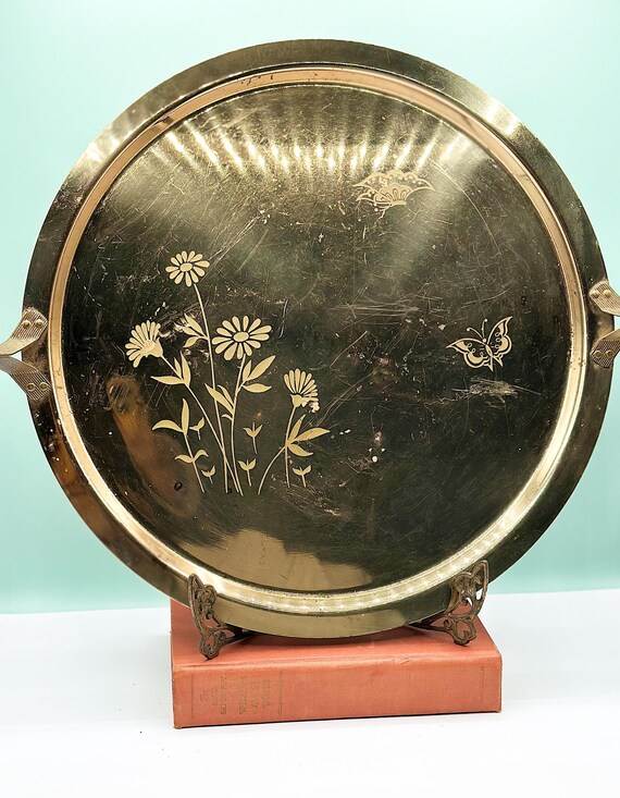 Vassoio vintage in ottone con incisione floreale: vassoio da