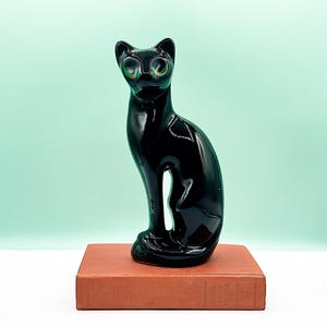 Vintage Mid Century Czarna Kotka z Zielonymi Oczami, Figurka Statuetka, Ceramika Ceramiczna, Wysoki Połysk, Prezent Dla Miłośników Kotów, Dekoracja Kota