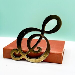 Sottopentola o decorazione da parete in ottone vintage con note musicali, arazzo da parete, regalo per gli amanti della musica, arte con note musicali, decorazione a tema musicista