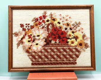 Vintage Gerahmter Herbst Blumenstrauß Nadelspitze aus den 1980er Jahren