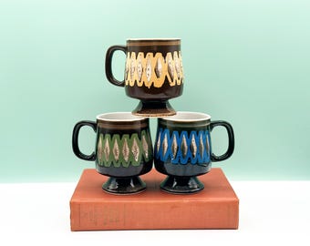 Vintage Set von 3 MCM Style Podest Tassen mit Reaktivglasur Tribal Design, Hygge Tasse für Kaffee- oder Teeliebhaber, Retro Tassen