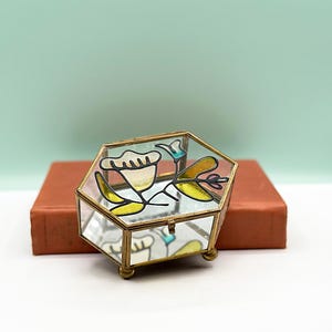 Vintage Octagon Shaped Mirrored Brass and Glass Curio Box Trinket Box of Stained Glass Flowers, Jewelry Box