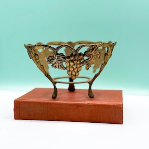 Vintage Brass Ornate Medium Plant Stand, Retro Plant Holder, Plant Storage, Unique Brass Stand, Plant Display