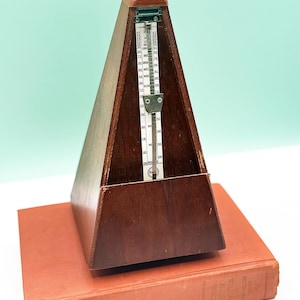 Vintage Japan Metronome, Plastic Wooden Themed Metronome, Beat Generator, Musicians Gift, Made in Japan