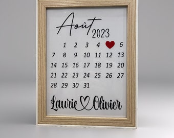 Love date frame - Meeting date - Wedding date - Birth date - Important date