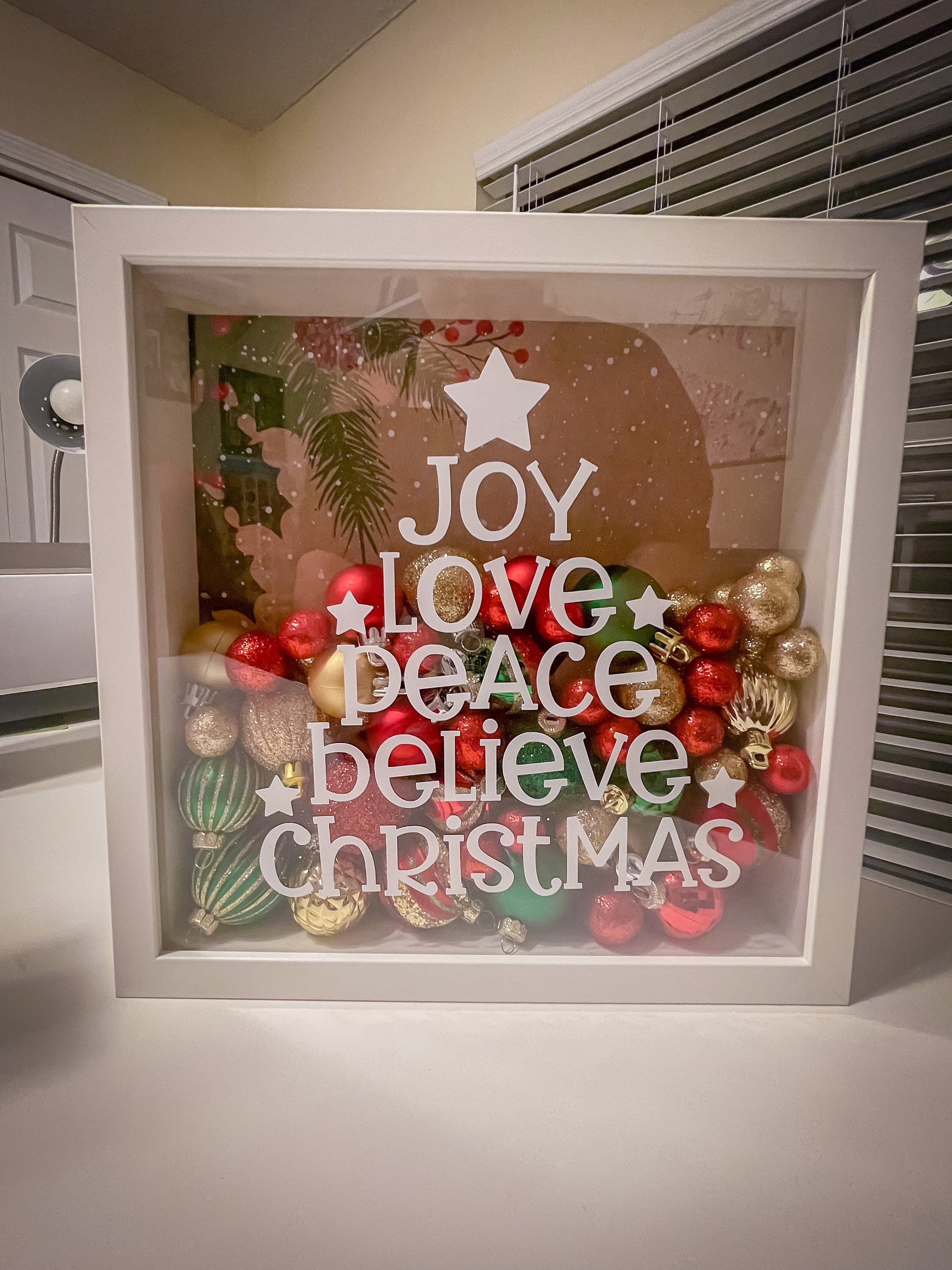 Christmas Ornament Shadow Box Decor, Shadow Box Frame, Christmas Decor