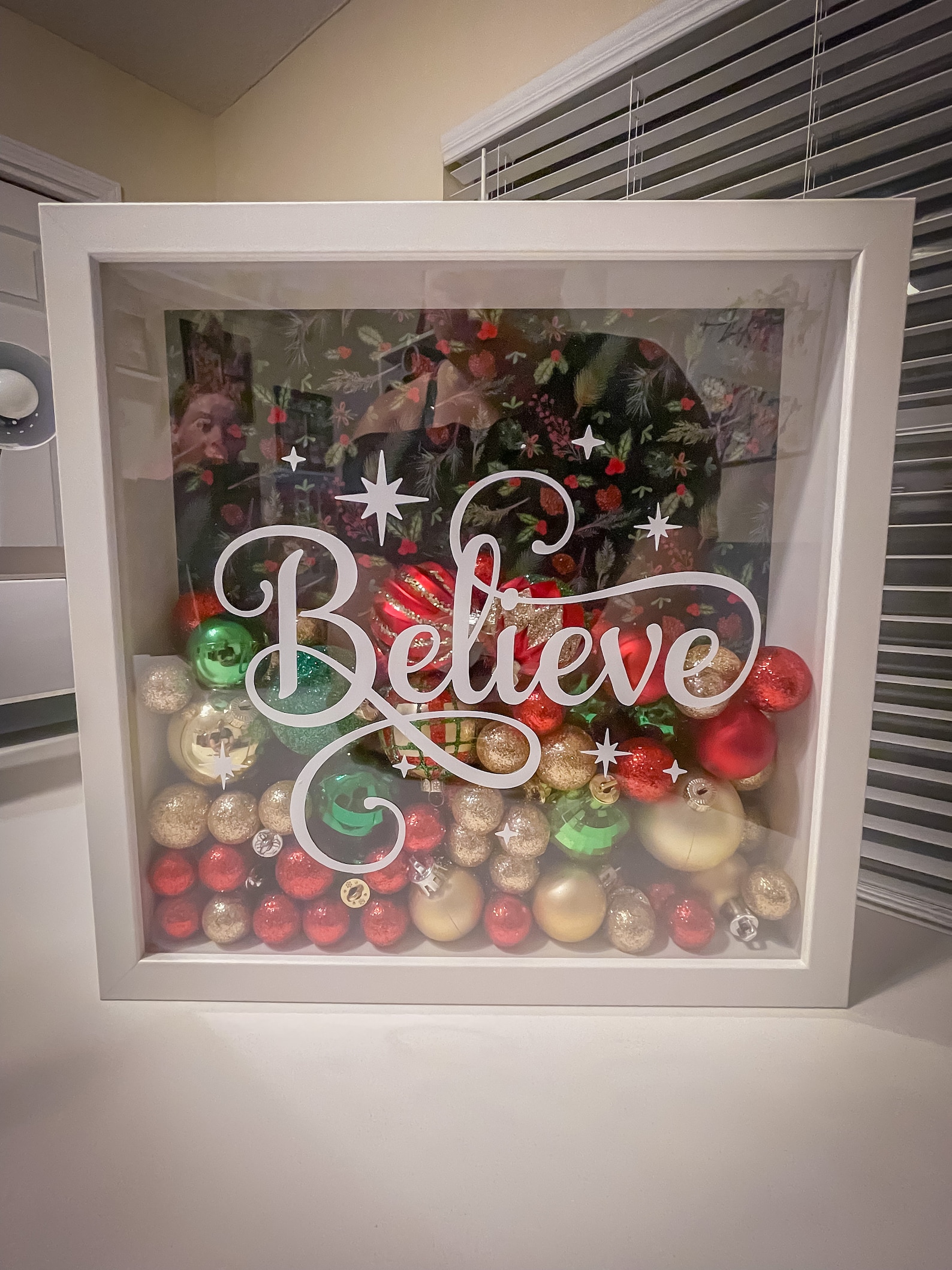 Christmas Ornament Shadow Box Decor, Shadow Box Frame, Christmas Decor