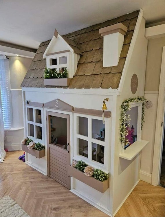 Kids playhouse bed discount