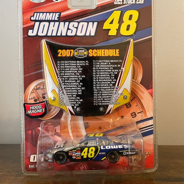 Jimmie Johnson 07 Schedule Diecast with Hood Magnet