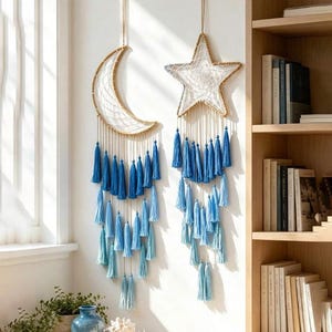 Handmade Boho Moon Shaped Wall Hanging Decor, Blue Ombre Tassel Crescent Moon Wall Art, Handwoven Macrame Wall Decor, Suitable For Bedroom,