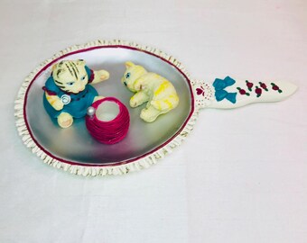 Kittens playing with Yarn Promo Accents by Val Ltd Vintage 1995 Hand Painted