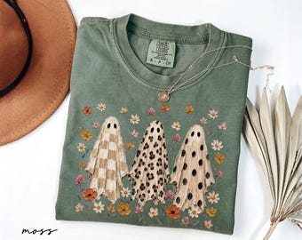 Comfort Colors® Wildflowers Ghost Trio Shirt, Spooky Floral Ghost Lover Gifts, Fall Spooky Season Tee, Botanical Flowers Shirt,Halloween Tee