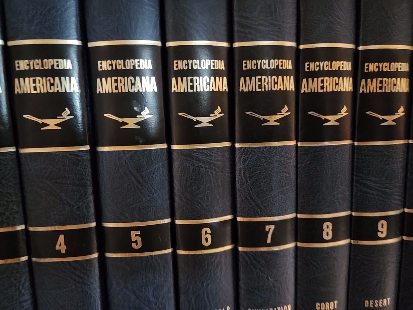 Encyclopedia Americana  全30巻 The Encyclopedia Americana : the international reference