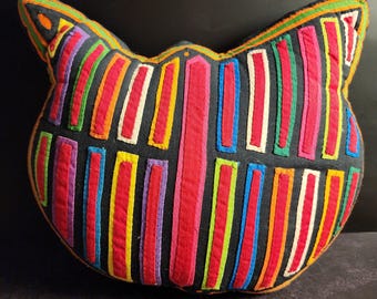 Mola from Panama Pillow / Abstract Animal Shape Bird, Eagle, Falcon Mola / Kuna Indian Mola / Vintage Panama Mola / Hand Sewn Mola