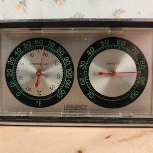 Springfield, 2 Gauge, Weather Station, Plastic, Desk Top, 6 Inch, Vintage, 1970&#39;s | Thermometer and Humidity Dials | UNTESTED