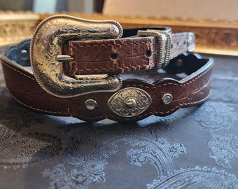 Streets Ahead Brown Croc Embossed Leather Western Belt Gold Silver Buckle USA Sm Vintage Streets Ahead Brown Croc Leather Belt: Western Gold  main image 3