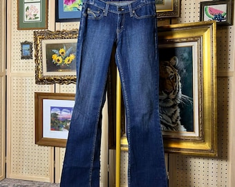 30" Waist 524 Levis Low-Rise Flared Boot Cut Blue Denim Jeans, 30" Waist