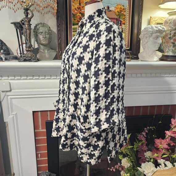 1X Houndstooth Coat Choice of Blue, Red, or White… - image 9