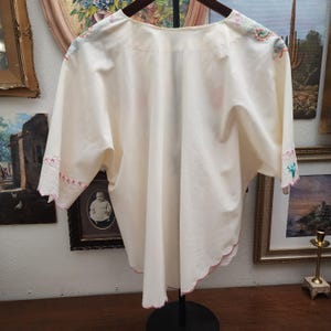 S/M Hand Embroidered Vintage Boho Tunic Shug Top, Similar to Johnny Was Style, Costa Rica Beachy Top image 6