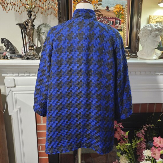 1X Houndstooth Coat Choice of Blue, Red, or White… - image 10