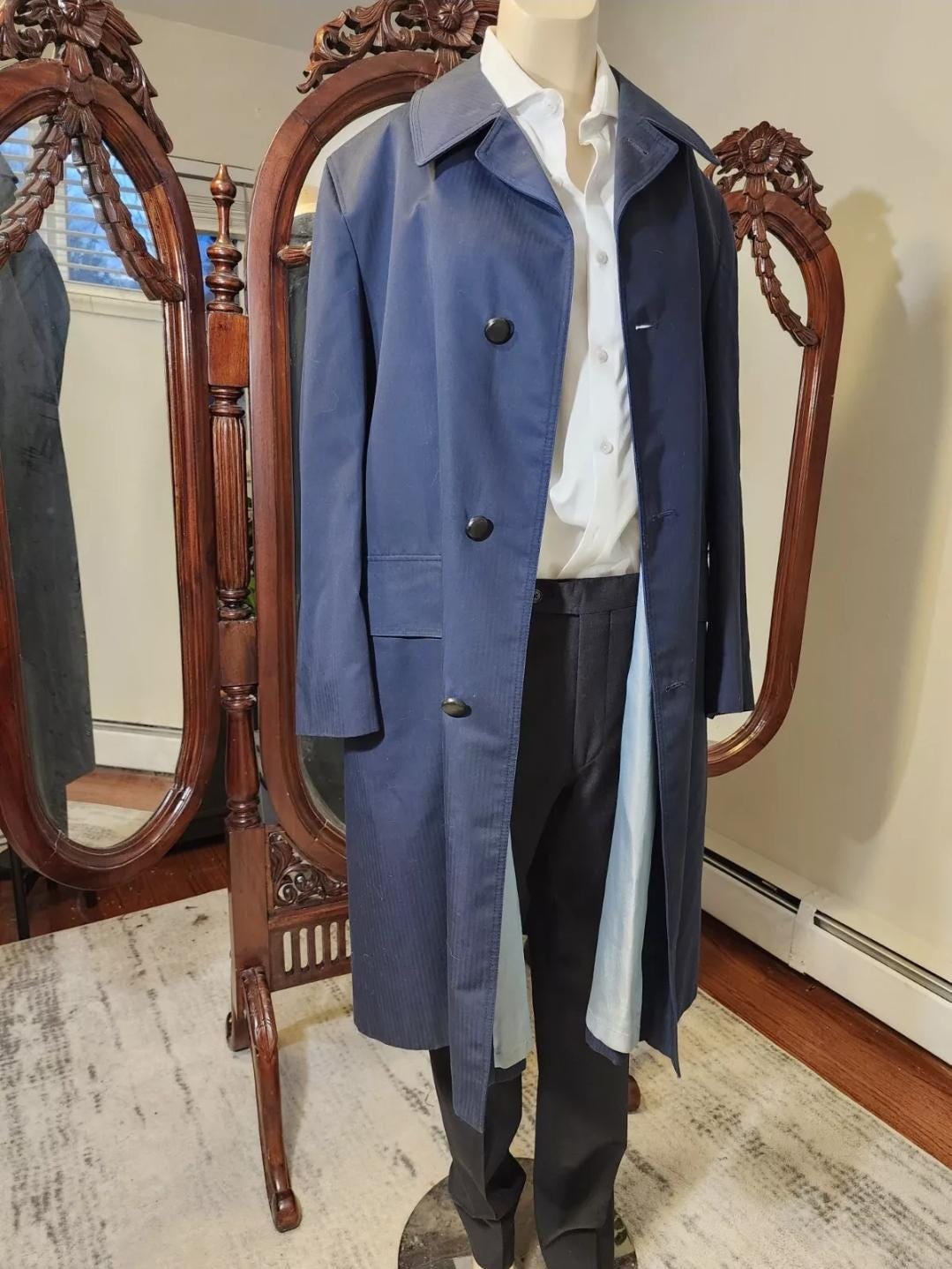 Aquascutum Trench - Etsy Aquascutum Trench - Etsy