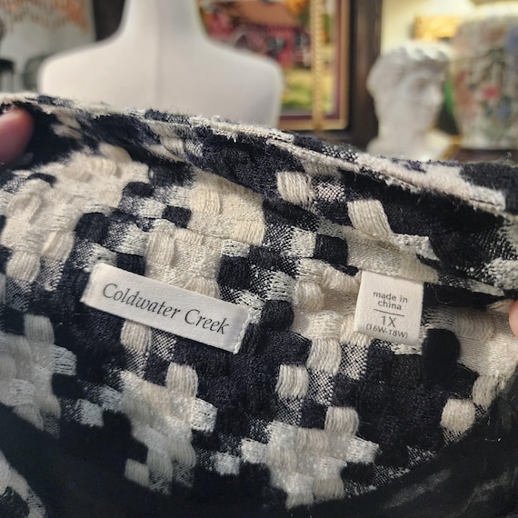 1X Houndstooth Coat Choice of Blue, Red, or White… - image 2