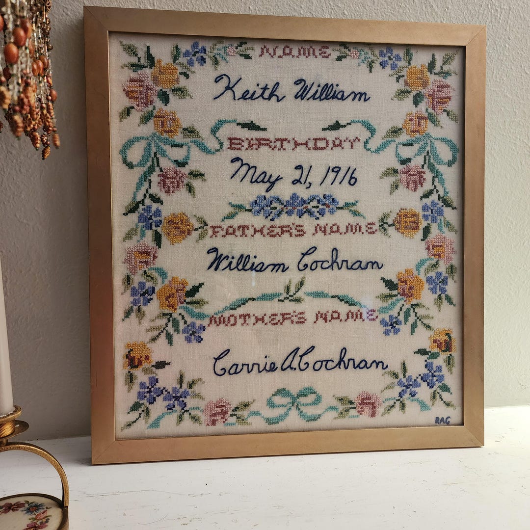 アンティーク　クロスステッチの額 il_1080xN.6975618501_xqxd.jpg