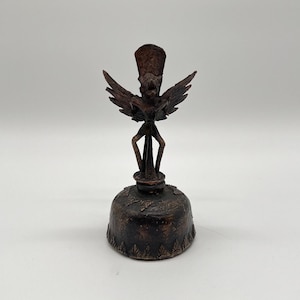 Antique Indonesian Garuda table bell • vintage I antique decoration • Asian art • bronze figure • statue • bronze figure • Indonesia