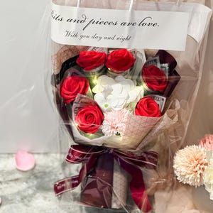 Money Flower Bouquet Gift with LED Light & Transparent Cash Sleeves – Unique Gift for Valentine&#39;s, Birthday, Anniversary and More