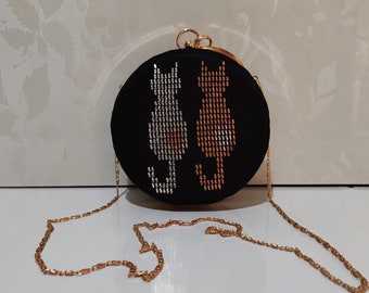 Embroidered Cat Bag, Round Soft Color Women's Stylish Bag with Antique-Inspired Clutch Purse and Traditional Turkish Wire-Breaking Bag