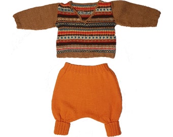 Set of orange bloomers and striped caramel V-shaped sweater in pure wool hand-knitted jacquard for children, size 3-6 months