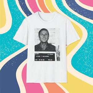 Steve McQueen Mugshot T-Shirt Unisexe Softstyle T-Shirt image 1