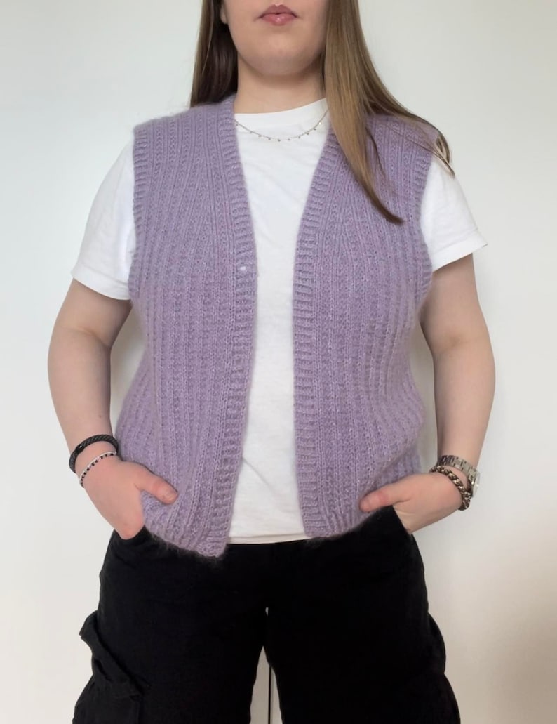 Viola vest ENGLISH knitting pattern light, open vest made in a double broken rib stitch with twisted rib edges on 3,5 mm needles, top-down image 6