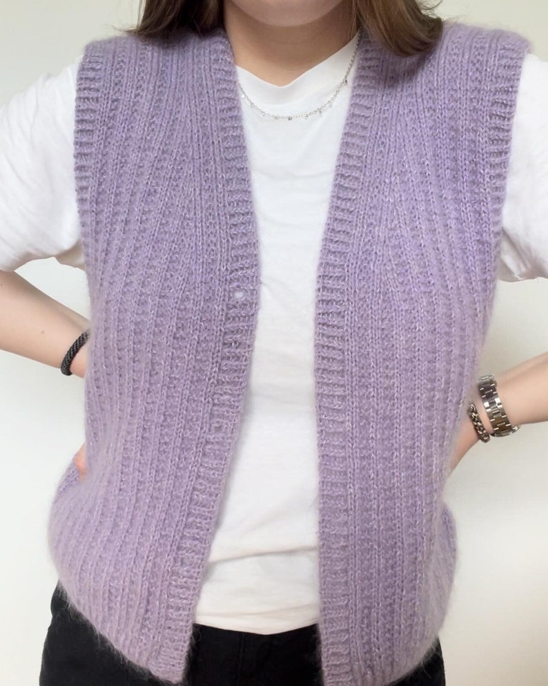 Viola vest ENGLISH knitting pattern light, open vest made in a double broken rib stitch with twisted rib edges on 3,5 mm needles, top-down image 1