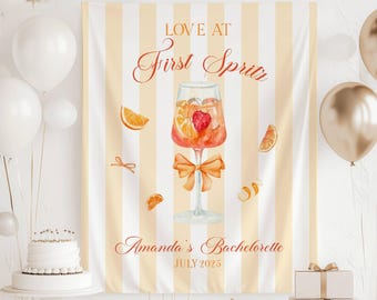 Banner de despedida de soltera "Amor a primera Spritz" / Fondo de naranja Aperol / Decoración personalizada para despedida de soltera
