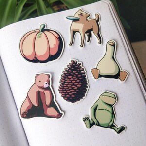 Stickers animaux et nature rigolos en vinyle | Stickers découpés imperméables uniques et esthétiques pour ordinateurs portables, étuis de téléphone et journaux