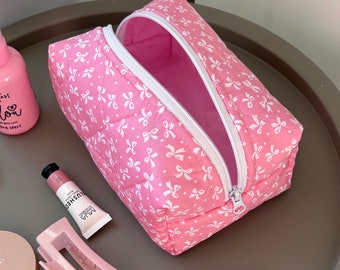 Bow makeup bag, coquette pouch, handmade, quilted pink ribbon cosmetic bag, cute cosmetic bag, aesthetic zipper pouch