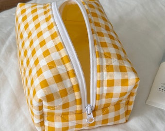 Gele gingham make-up tas - handgemaakte gewatteerde gele gingham cosmetische tas, Vichy buideltas, schattige cosmetische tas