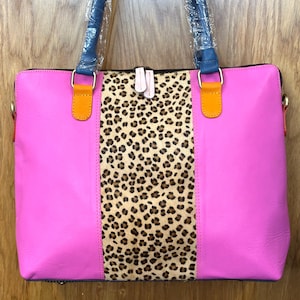 Sac fourre-tout en cuir coloré pour ordinateur portable avec bandoulière | Sac à main en cuir recyclé | Sac imprimé animal | Sacoche pour ordinateur portable pour femme | Cadeau pour elle