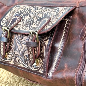 Handgesneden leren XL-plunjetas: extra grote weekendtas in westernstijl Brown