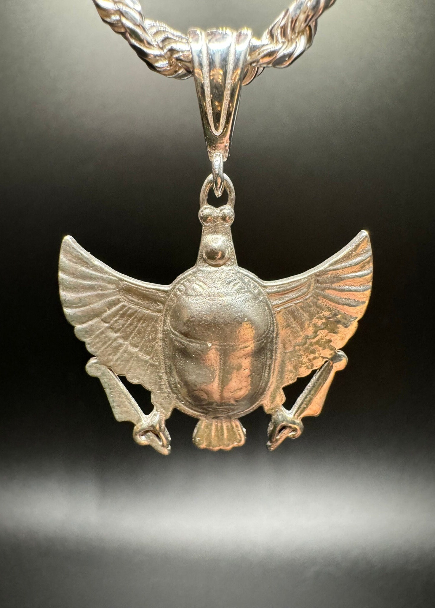 Pendentif Vintage égyptomanie Scarabée Bleu émaillé - Bijou Ancien En Métal Argenté