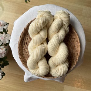 Luxus-Sockengarn ungefärbt - 2 x 100 Gramm