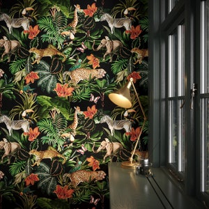 Dark Jungle Animals Wallpaper with Leopards and Cheetahs | Moody Botanical Wallpaper with Tropical Plants | Floral Peel and Stick Wallpaper