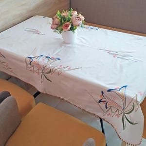 139x116 cm White rectangular tablecloth with large embroidered motifs Vintage cotton tablecloth  for small table Rustic home decoration
