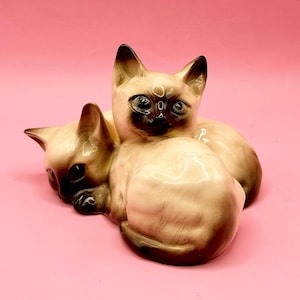 Vintage Beswick Siamese Cat Figurine, Ceramic Twin Kittens, Mid Century Animal Figurine, England Pottery, Collectible Cat Decor